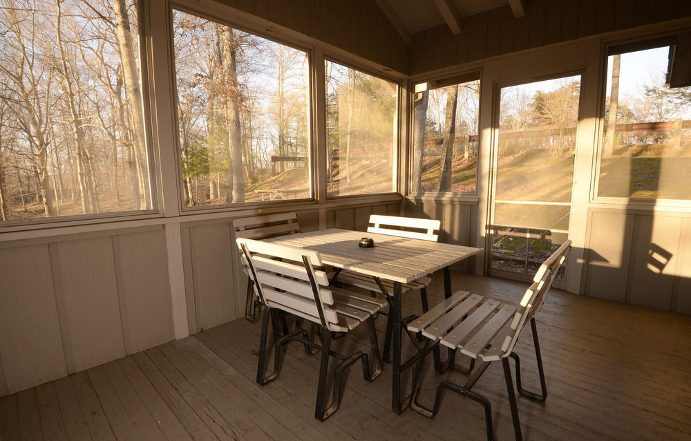 Lake Cumberland State Resort Park Jamestown Экстерьер фото