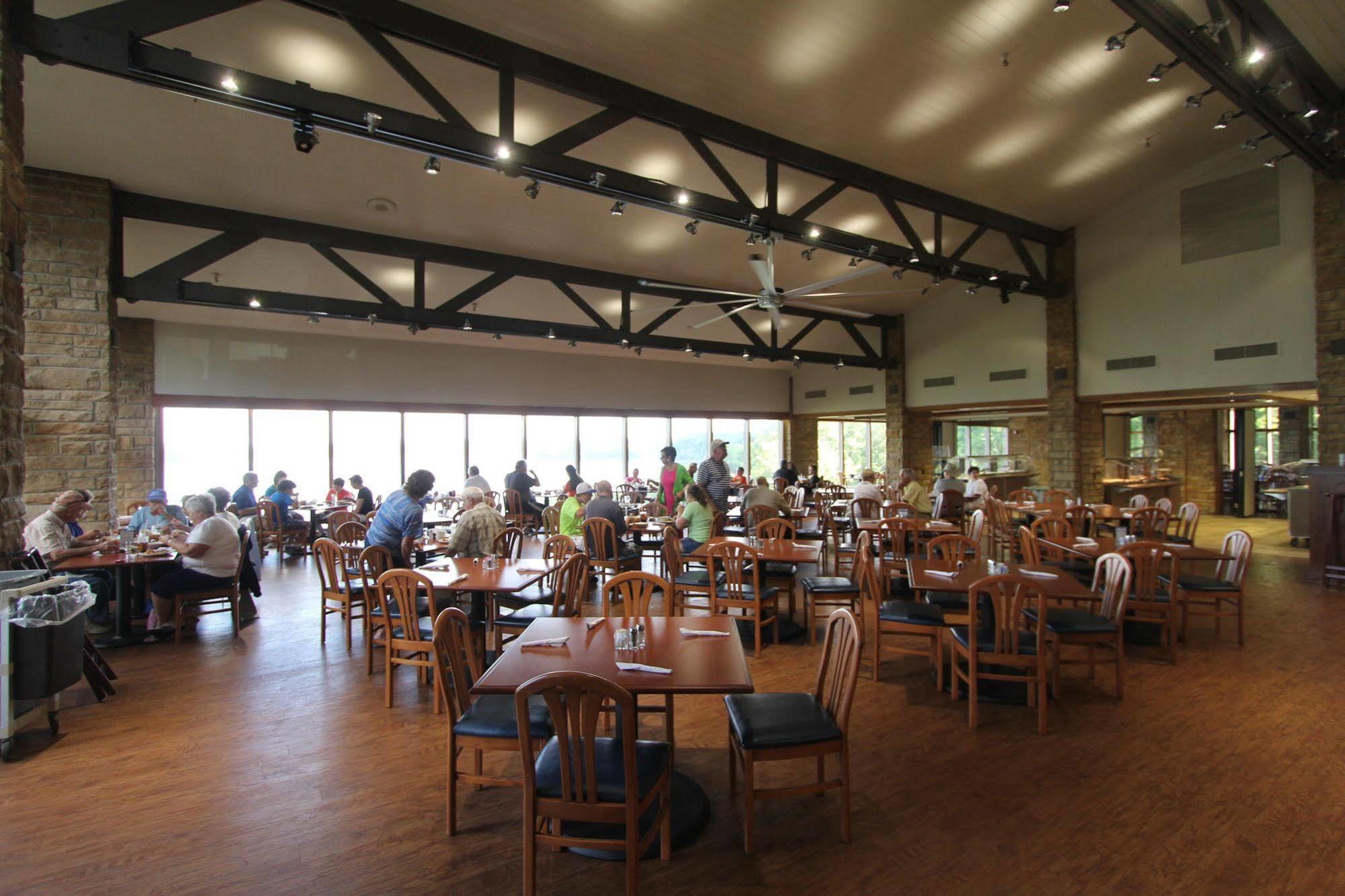 Lake Cumberland State Resort Park Jamestown Экстерьер фото