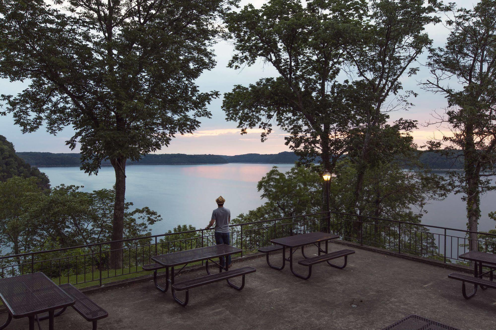 Lake Cumberland State Resort Park Jamestown Экстерьер фото